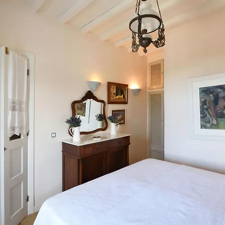 Вилла Tinos Grand 6br 15ppl Infinite Views