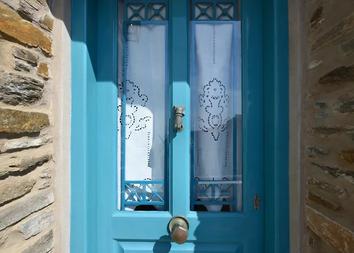 Tinos Grand 6br 15ppl Infinite Views