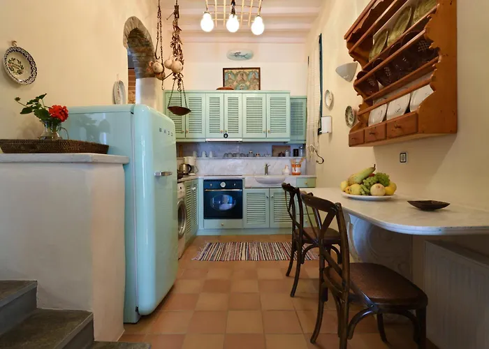 Tinos Grand 6br 15ppl Infinite Views Villa *