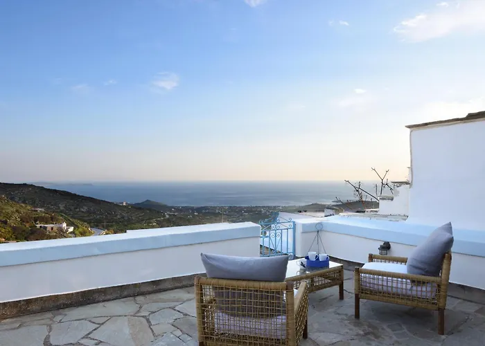 Tinos Grand 6br 15ppl Infinite Views *