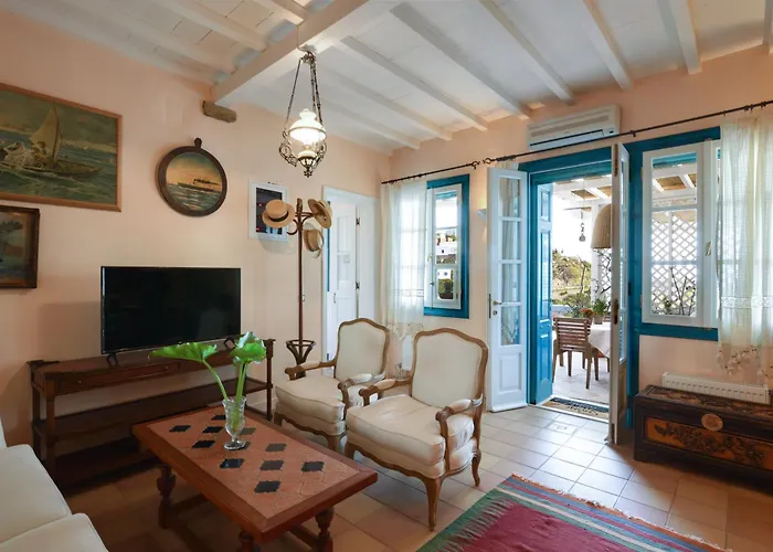 Villa Tinos Grand 6br 15ppl Infinite Views *