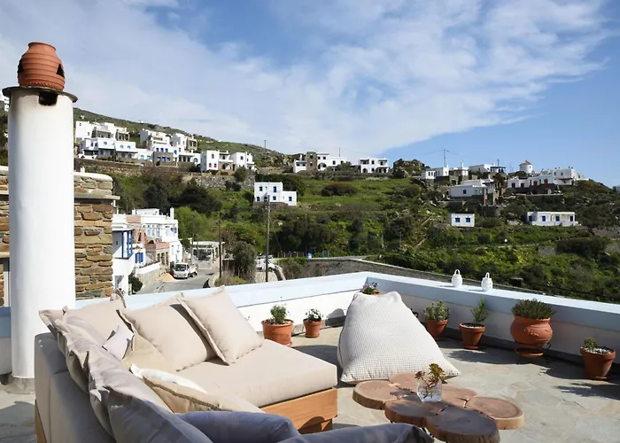 Tinos Grand 6br 15ppl Infinite Views *